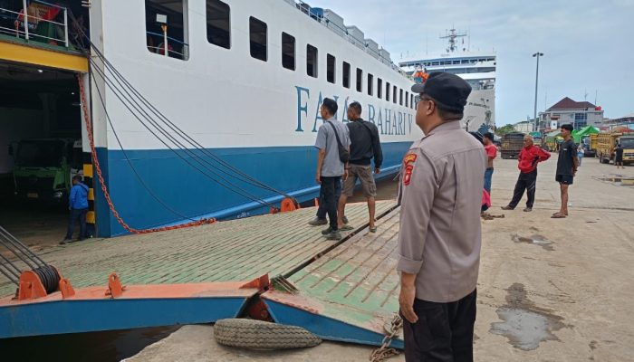 Ciptakan Rasa Aman, Polsek Pelabuhan Dwikora Pontianak Tingkatkan Patroli
