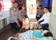 Kasat Reskrim Polres Melawi Kunjungi Rumah Kurnia di Desa Kelakik
