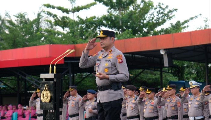 923 Personel Polda Kalbar Naik Pangkat, Kapolda: Ini Momentum Kebanggaan Keluarga