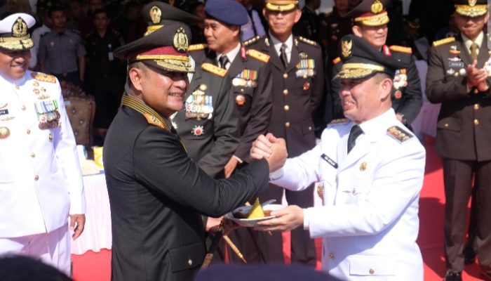 Meriah dan Khidmat, Polda Kalbar Gelar Upacara HUT Bhayangkara ke-79 di Kantor Gubernur