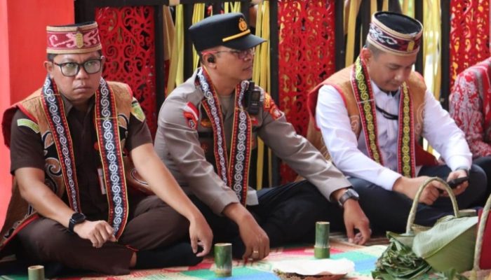 Gawai Adat Dayak Nosu Minu Podi XXI Resmi Dibuka di Tanah Sabang Merah