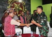 Dansatgas Letkol Arh Andy Qomarudin Terima Kunjungan Pangkogabwilhan I di Pos Kotis Gabma Entikong