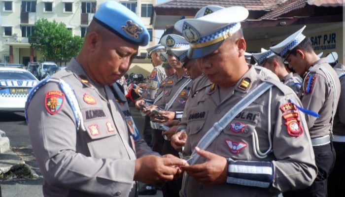 Polda Kalbar : Operasi Patuh Kapuas 2025 Mulai Periksa dari Internal Jajaran