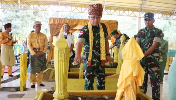 Teladani Keberanian dan Pengabdian Para Pendahulu, Pangdam XII/Tpr Ziarah ke Makam Raja Tanjungpura