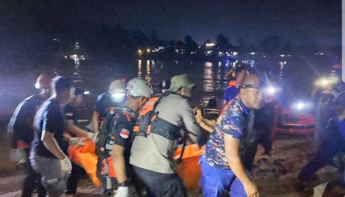 Sehari Setelah Tenggelam Tim SAR Gabungan Polda Kalbar Temukan Jenazah AA