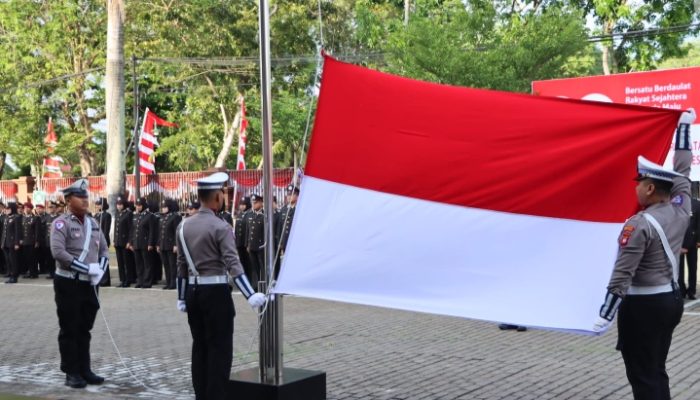 Wakapolresta Pontianak Pimpin Upacara HUT RI ke-80