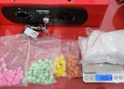 Polres Ketapang Ringkus 2 Pengedar Narkoba di Rumah Kost