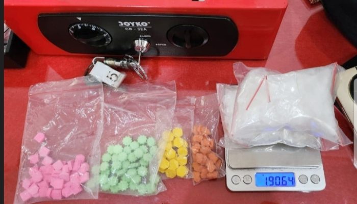 Polres Ketapang Ringkus 2 Pengedar Narkoba di Rumah Kost