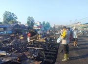 10 Rumah di Padang Tikar 2 Ludes di Lalap Sijago Merah