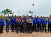 Patroli rutin menyusuri titik-titik rawan di perbatasan Indonesia–Malaysia, wujud kehadiran Polri di tengah masyarakat untuk cegah potensi tindak kriminal.