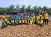 Sinergi Polri dan Petani, Polsek Parindu Tanam Jagung Hibrida untuk Ketahanan Pangan