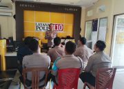 KA SPKT Polres Landak Memberikan Pelatihan Operator Pelayanan Polisi 110