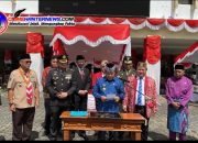 KASDIM 1204/SANGGAU-SEKADAU MENGHADIRI HARI ULANG TAHUN KABUPATEN SEKADAU KE-22