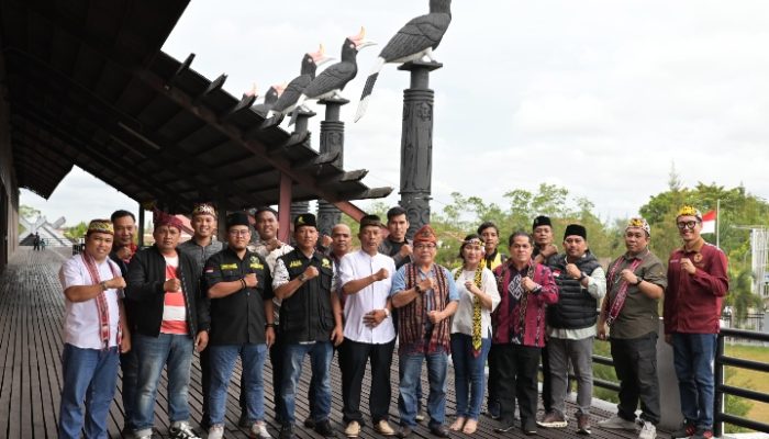 Naik Dango Ke 3 Simbol Kebersamaan, Ormas dan Lintas Etnis di Pontianak
