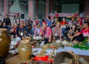 DAD Pontianak Buka Naik Dango ke-3 Lewat Ritual Sakral Ngampar Bide
