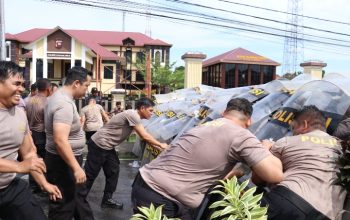 Pertebal Kesiapsiagaan Personel, Polres Kapuas Hulu Gelar Latihan Dalmas Gabungan
