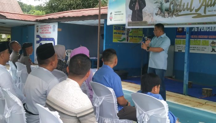 Polres Sanggau Tebar Kepedulian di Hari Raya Kurban, 10 Hewan Disembelih untuk Masyarakat