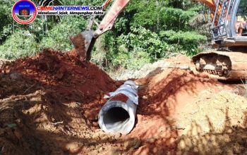 Pengerjaan Gorong-gorong TMMD Ke-128 Kodim 1204/Sanggau Kini Masuk Titik Sasaran Kedua