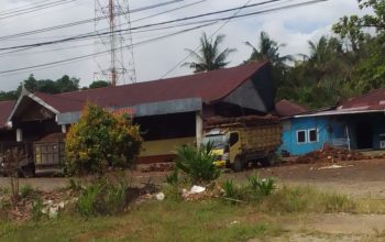 Diduga Timbangan Ram Belum Ditera, Aktivitas Penimbangan Truk di Simpang Sosok Disorot, Siapa Bertanggung Jawab?