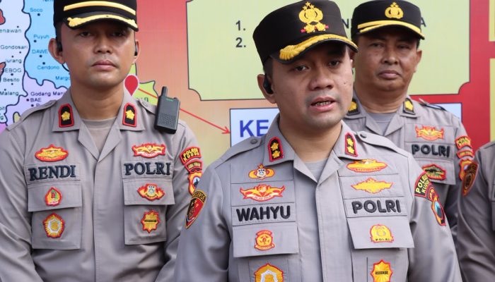 Siaga Karhutla, APAR hingga Water Cannon Disiapkan Hadapi Musim Kemarau, Kapolres Kudus: Jangan Bakar Lahan dengan Alasan Apa Pun