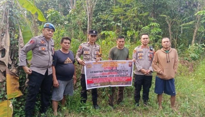 Warga Tayan Hilir Diingatkan Bahaya Karhutla dan Sanksi Pembakaran Lahan
