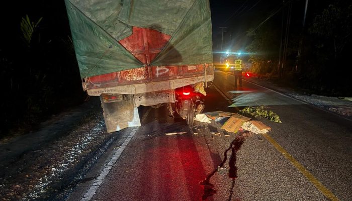 Kecelakaan Maut di Sungai Mawang, Pengendara Yamaha Aerox Meninggal Dunia Usai Tabrak Truk Fuso